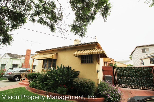 Foto del edificio - 10226 Royal Ann St