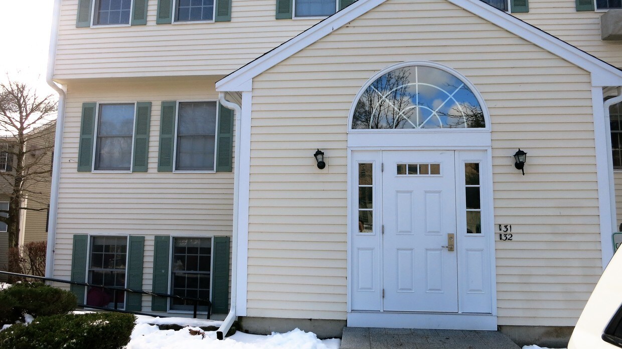 425 Woburn St, Lexington, MA 02420 Apartments in Lexington, MA