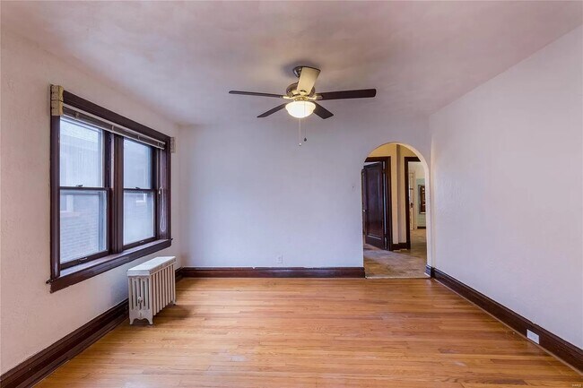 Building Photo - 5046 Potomac St