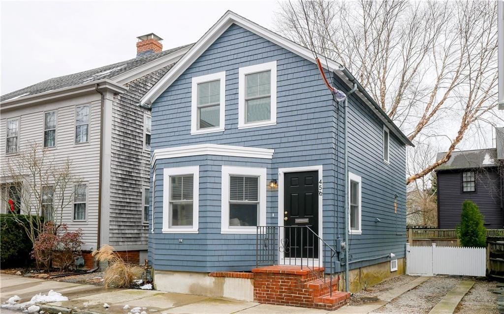 Primary Photo - 45 1/2 Second St