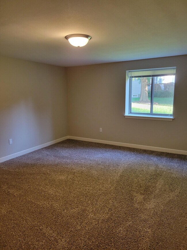 Foto del edificio - 2616 Fieldstone Dr