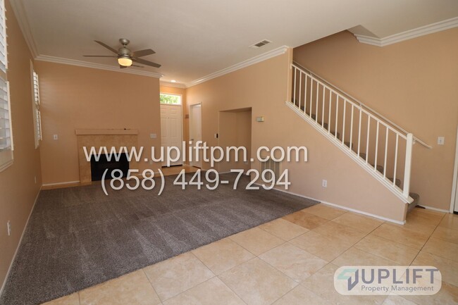 Building Photo - 2 Story, 2 bed, 2 .5 bath with large loft ...