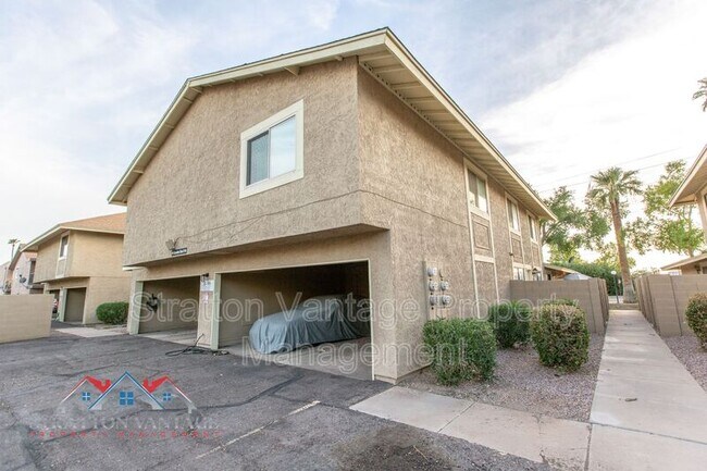 Building Photo - 1231 N Granite Reef Rd