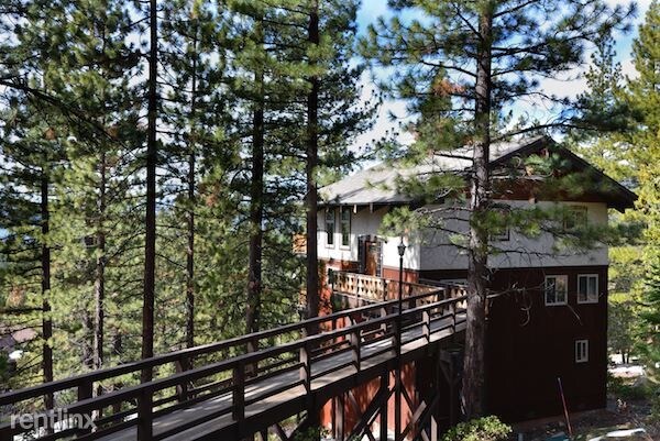 Primary Photo - 4 br, 3.5 bath House - Lucerne