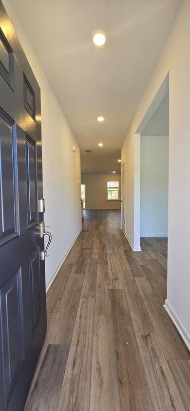 Foto principal - 97 Elijah St