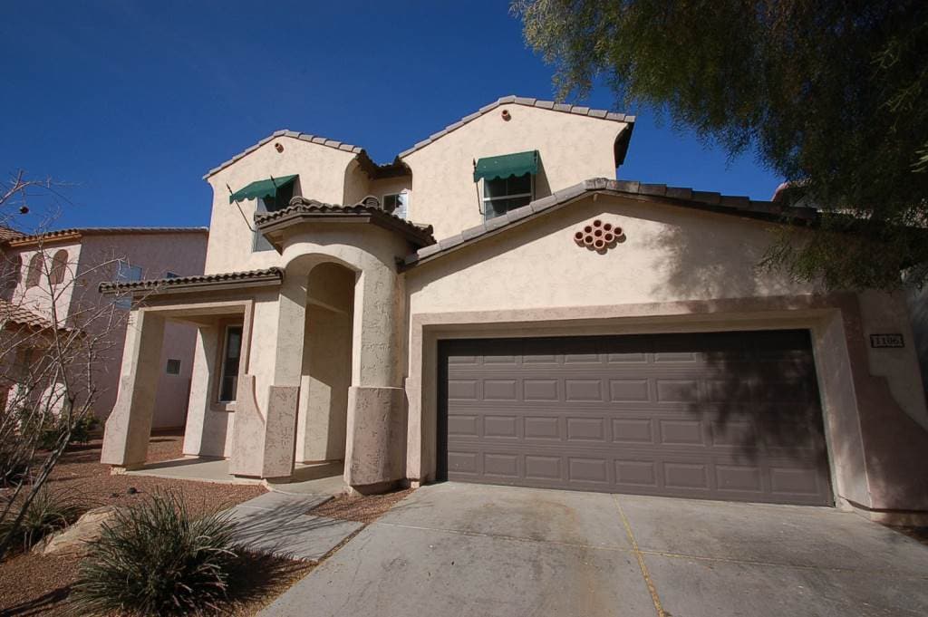 Foto principal - 1106 E Bowker St