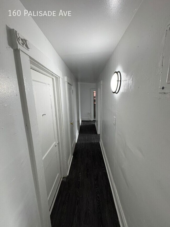 Photo - 160 Palisade Ave- Apartments