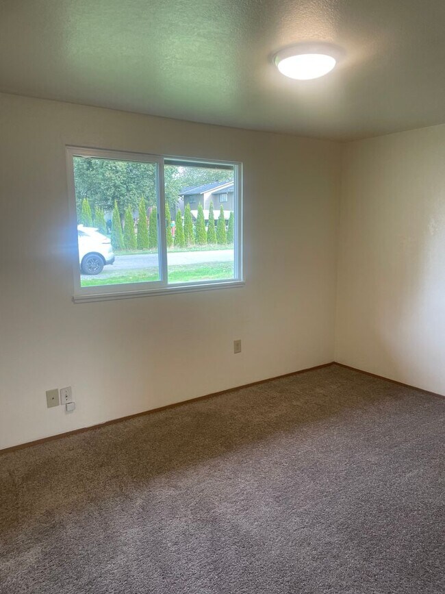Building Photo - 17222 161st Place SE