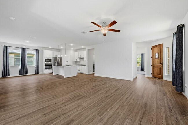 Foto del edificio - 3016 Sunnyside Dr