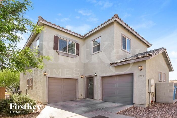 Foto principal - 1744 W Minton St