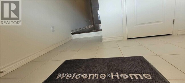 Building Photo - 9 Truffle Ct