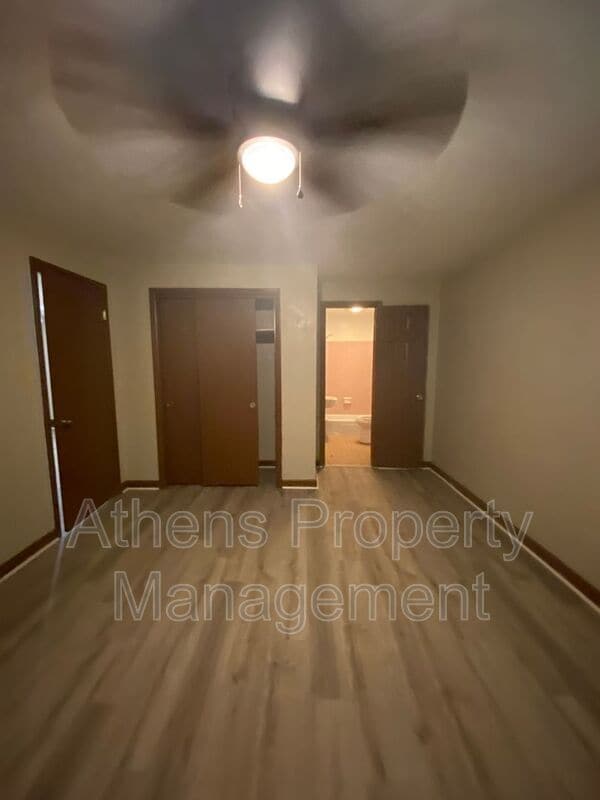 Building Photo - 317 Springtree Rd