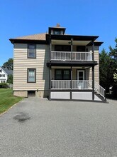 Building Photo - 162 Vernon St