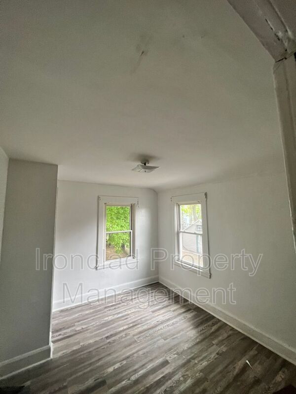 10 Woodbine St Unit Floor 2, Bristol, CT 06010 Condo for Rent in