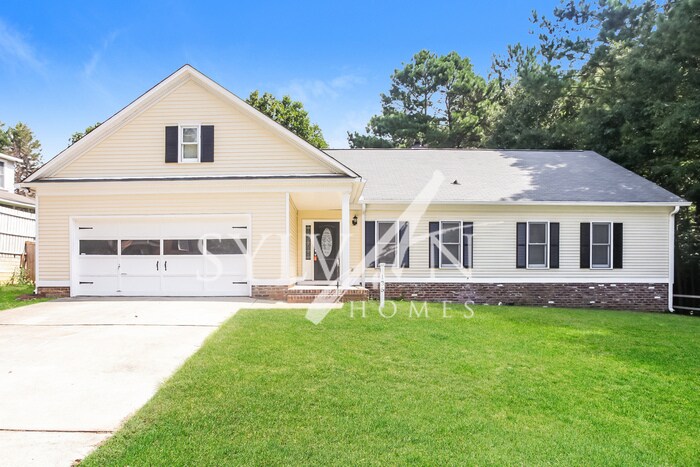 Primary Photo - Feel welcome and comfortable in this spaci...