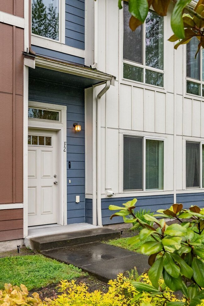Foto del edificio - 16503 6th Avenue W