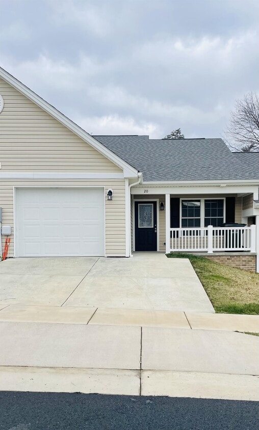 20 Jackmia Way, Staunton, VA 24401 Townhome Rentals in Staunton VA