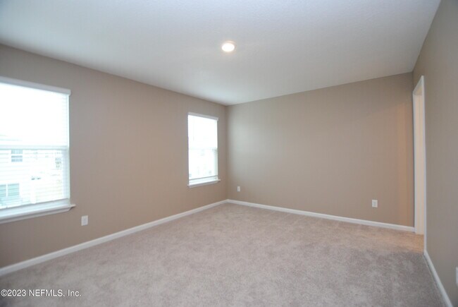 Building Photo - 9868 Fiddleback Ln