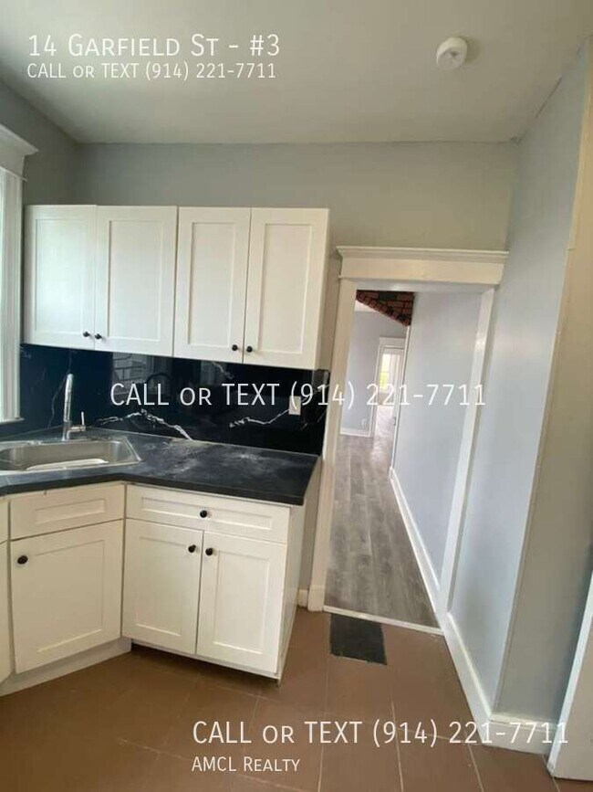 Building Photo - 14 Garfield St