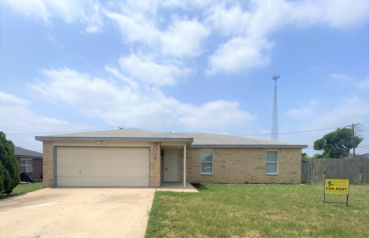 Foto principal - 4610 Stallion Dr