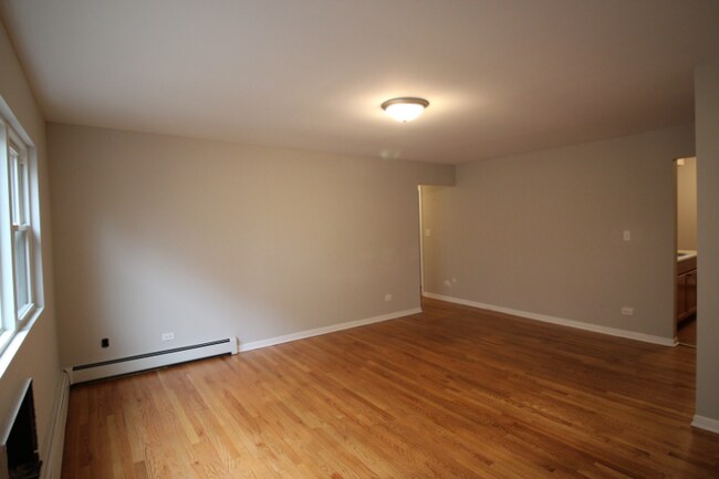 Foto del edificio - 1642 W Morse Ave