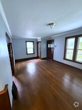 Building Photo - 420 Grace Ave
