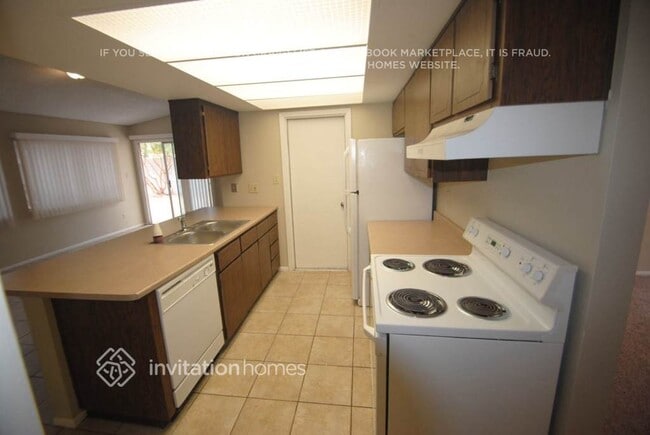 Foto del edificio - 4249 E Yowy St