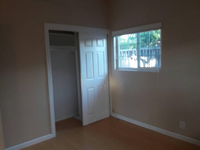 Building Photo - 10802 Gascoigne Dr
