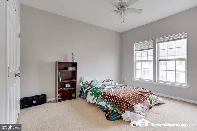 Foto del edificio - 2324 Forest Ridge Terrace
