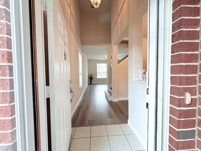 Foto del edificio - 26430 Richwood Oaks Dr