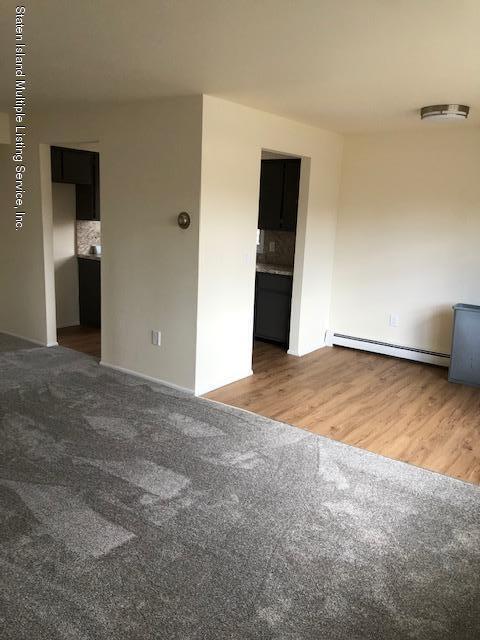 Foto del edificio - 348 Manor Rd