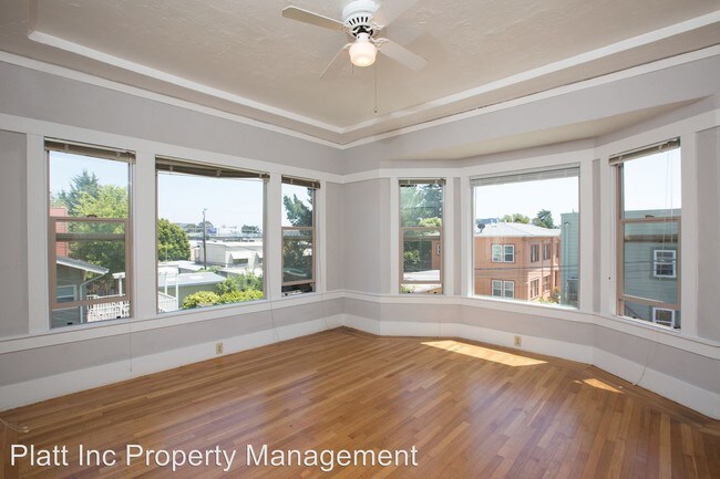 Building Photo - 2 br, 1 bath House - 455 41st St #1