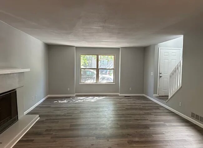 Photo - 1827 S Pitkin Cir Townhome