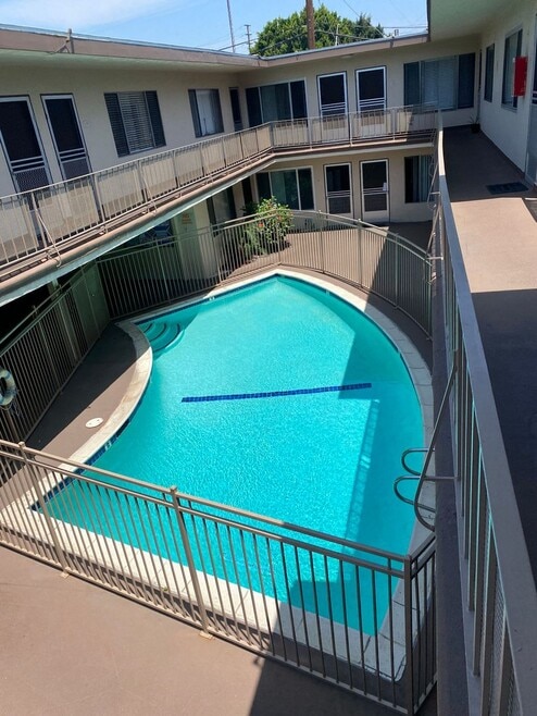 Building Photo - 1765