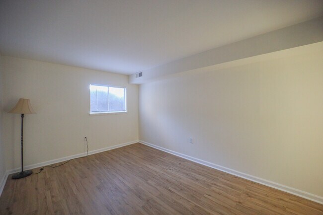 Bedroom - 18612 Walkers Choice Rd