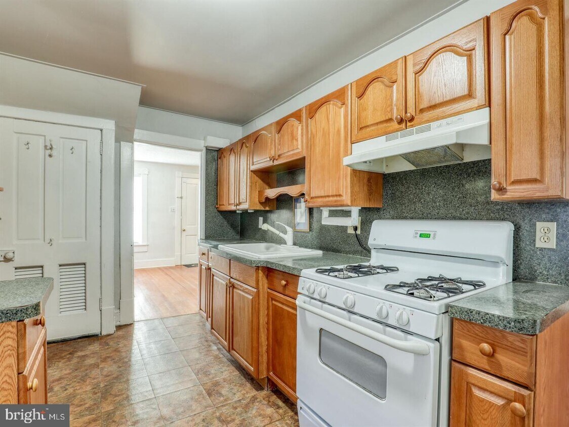 20 W Clifford St, Winchester, VA 22601 House Rental in Winchester, VA