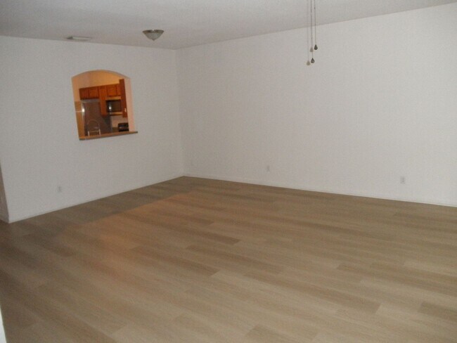 Foto del edificio - 2205 Oakmont Dr