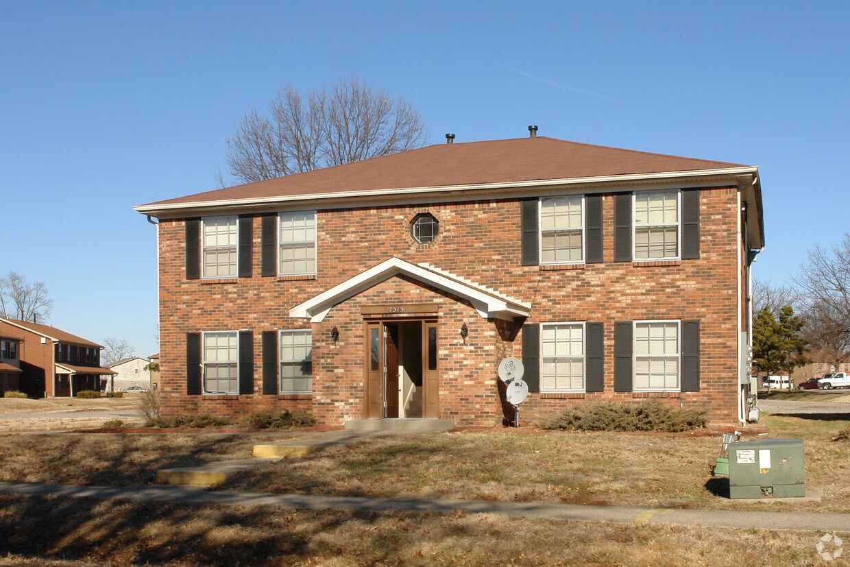 7313 Garrison Rd, Louisville, KY 40214 Apartments in Louisville, KY