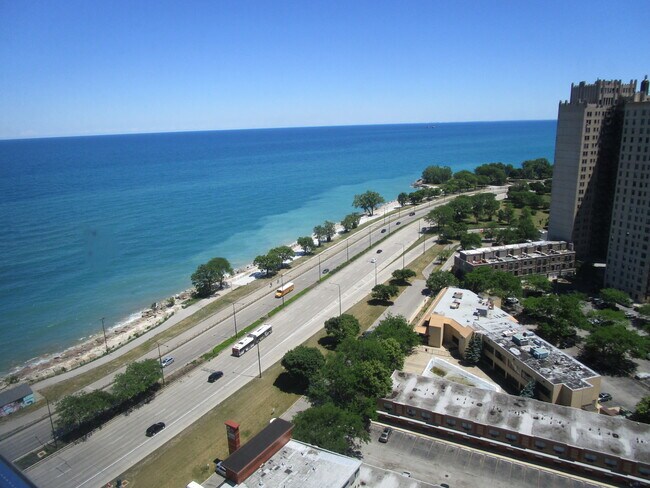 S/E view - 4800 S Chicago Beach Dr