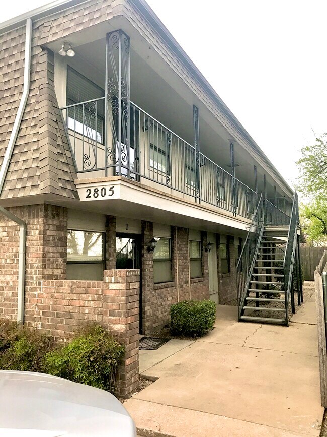 2805 NW 57th St Unit 4, Oklahoma City, OK 73112 Apartments in