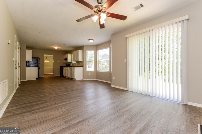 Foto del edificio - 2457 Northmill Ln