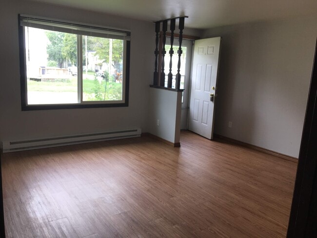 Foto del edificio - 803 W Van Buren St