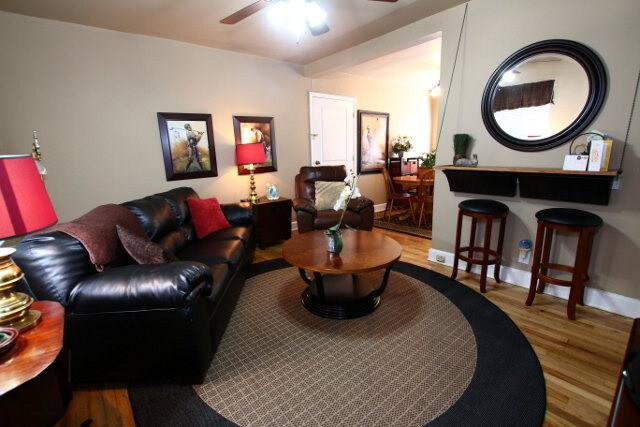 Foto del edificio - 222 Lancaster St SW