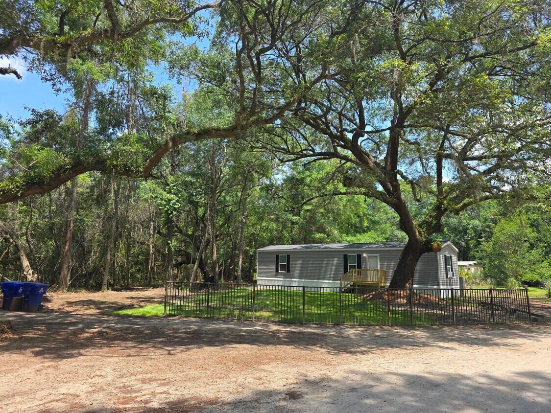 Foto principal - 5854 Old Chisolm Rd