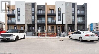 Building Photo - 261 Woodbine Ave