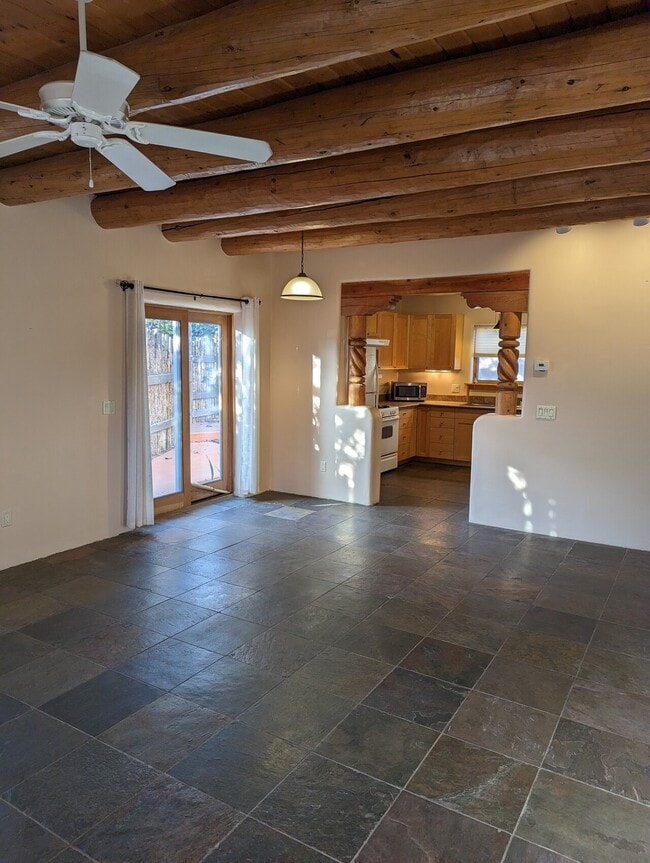 Building Photo - 630 Zuni St