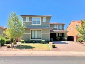 Building Photo - 2397 E Hazeltine Way