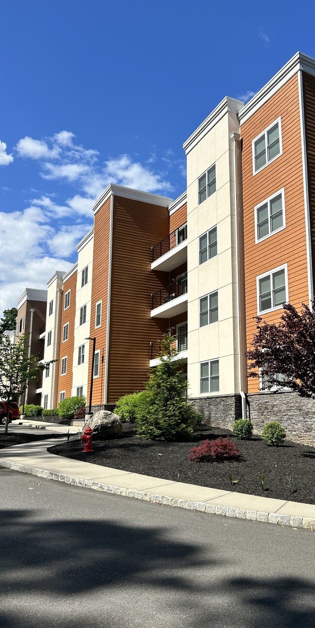 Foto del edificio - Sunset Ridge at Totowa