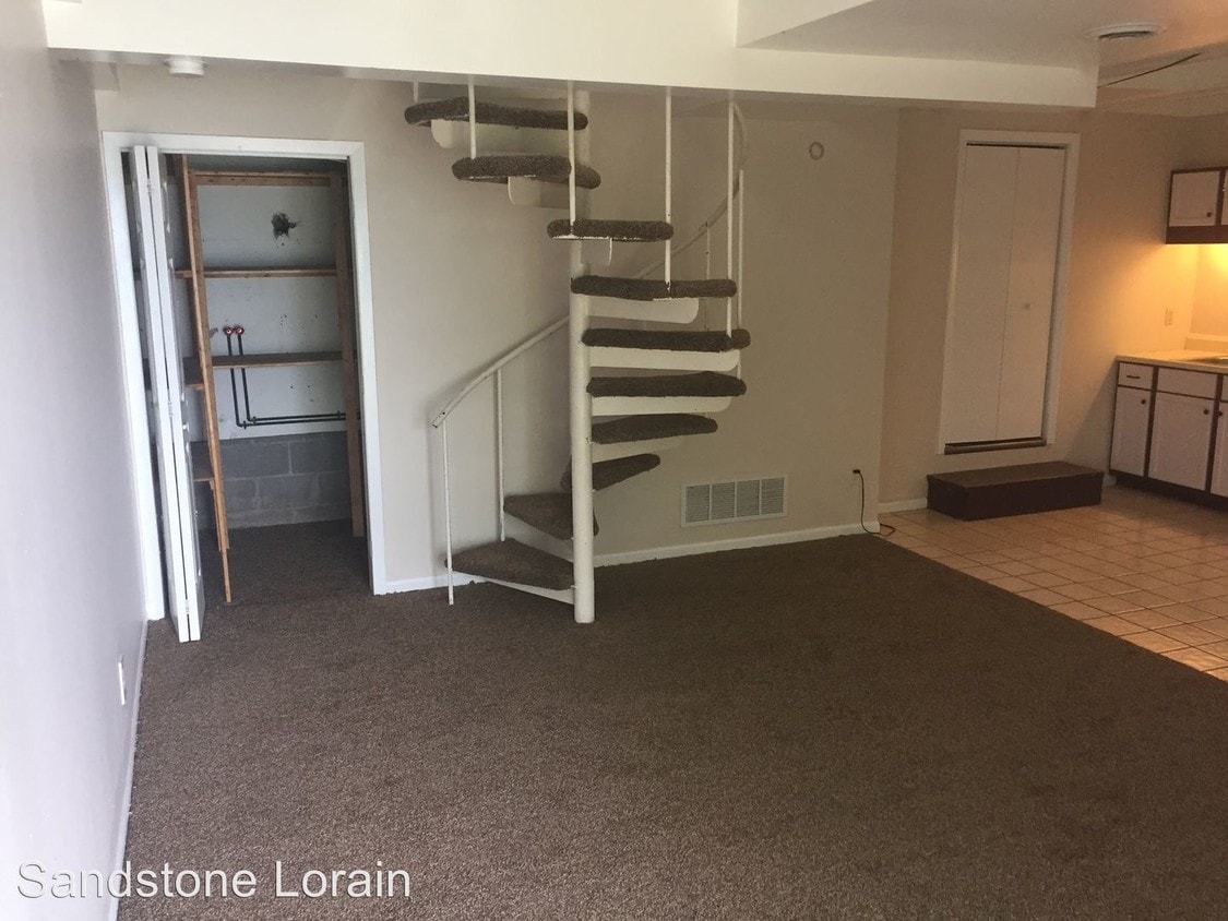 Primary Photo - 4166-4166 Shore Dr