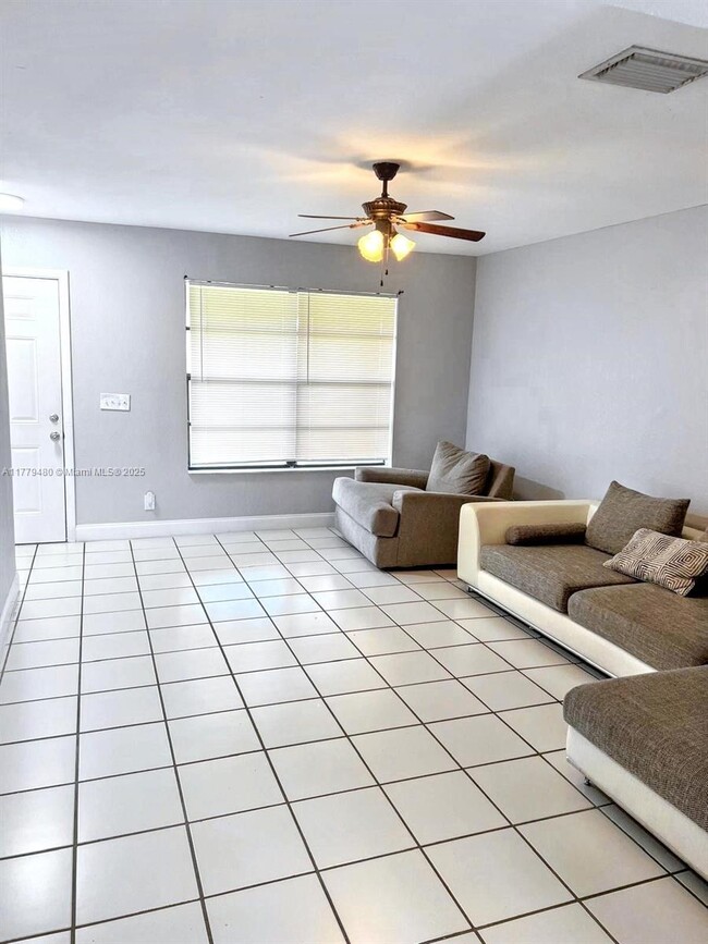 Building Photo - 4259 Royal Banyan Way